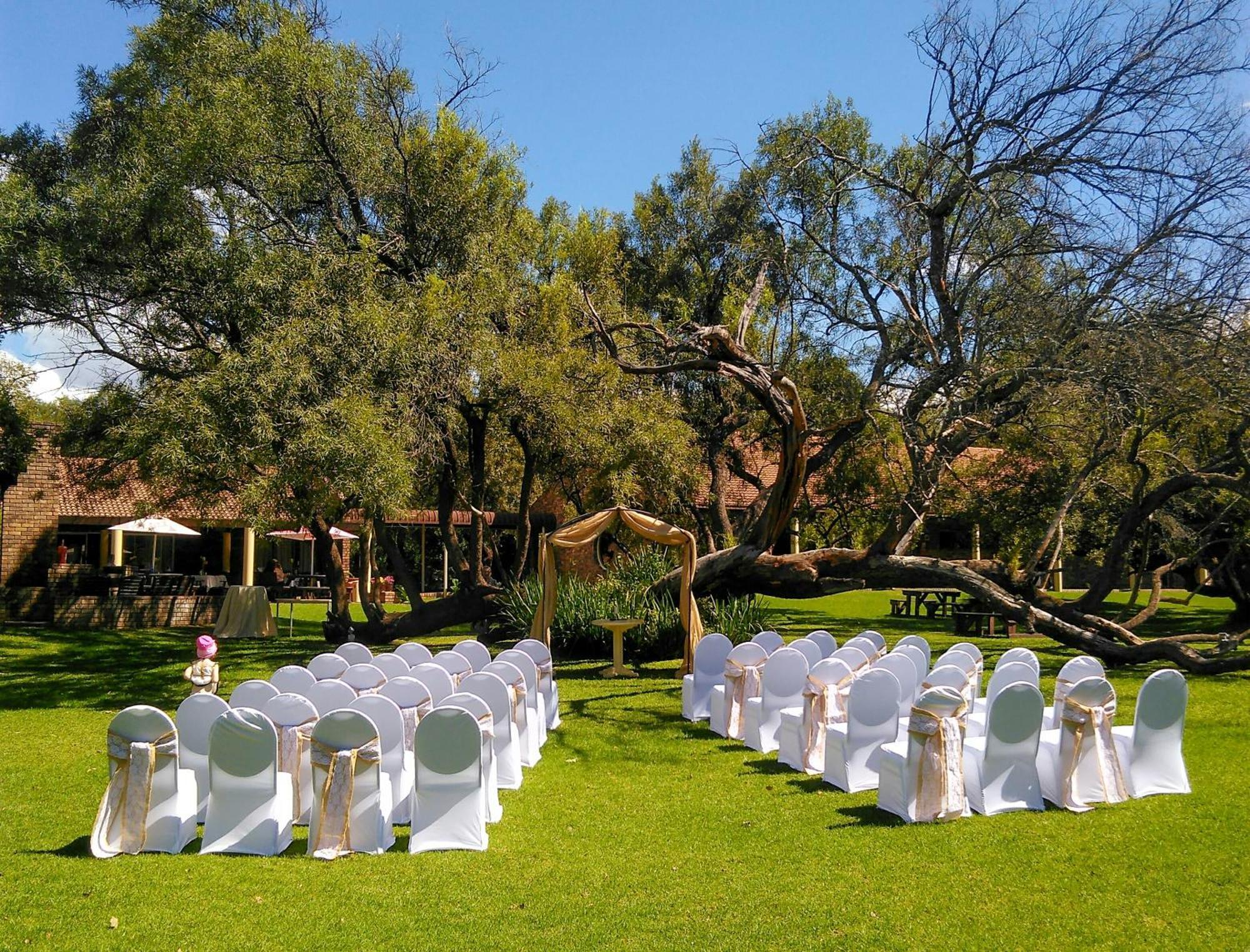 The Venue Country Hotel & Spa Pelindaba エクステリア 写真