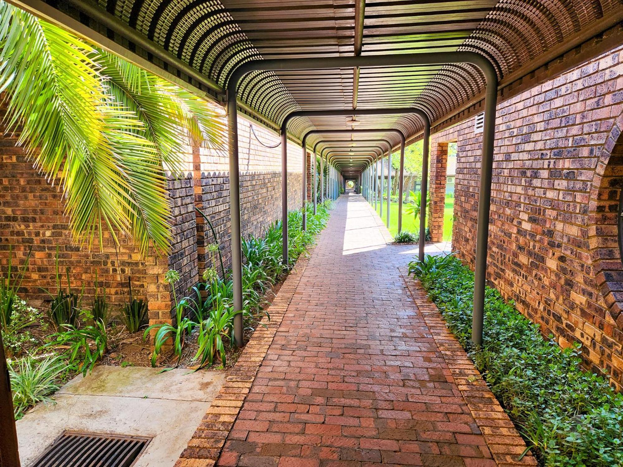 The Venue Country Hotel & Spa Pelindaba エクステリア 写真