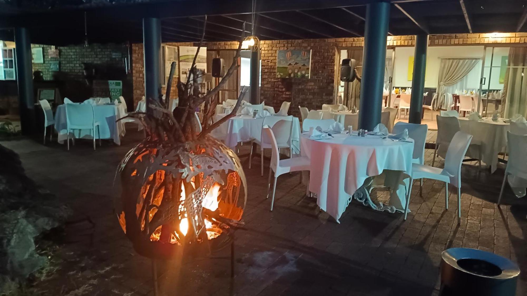 The Venue Country Hotel & Spa Pelindaba エクステリア 写真